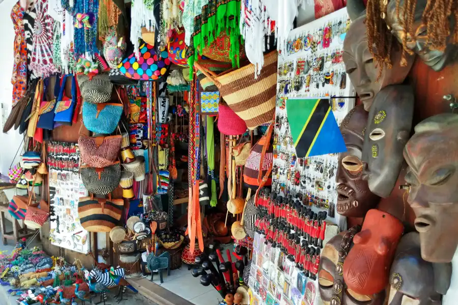 Tanzania Shopping for Culture: Handicrafts & Souvenirs